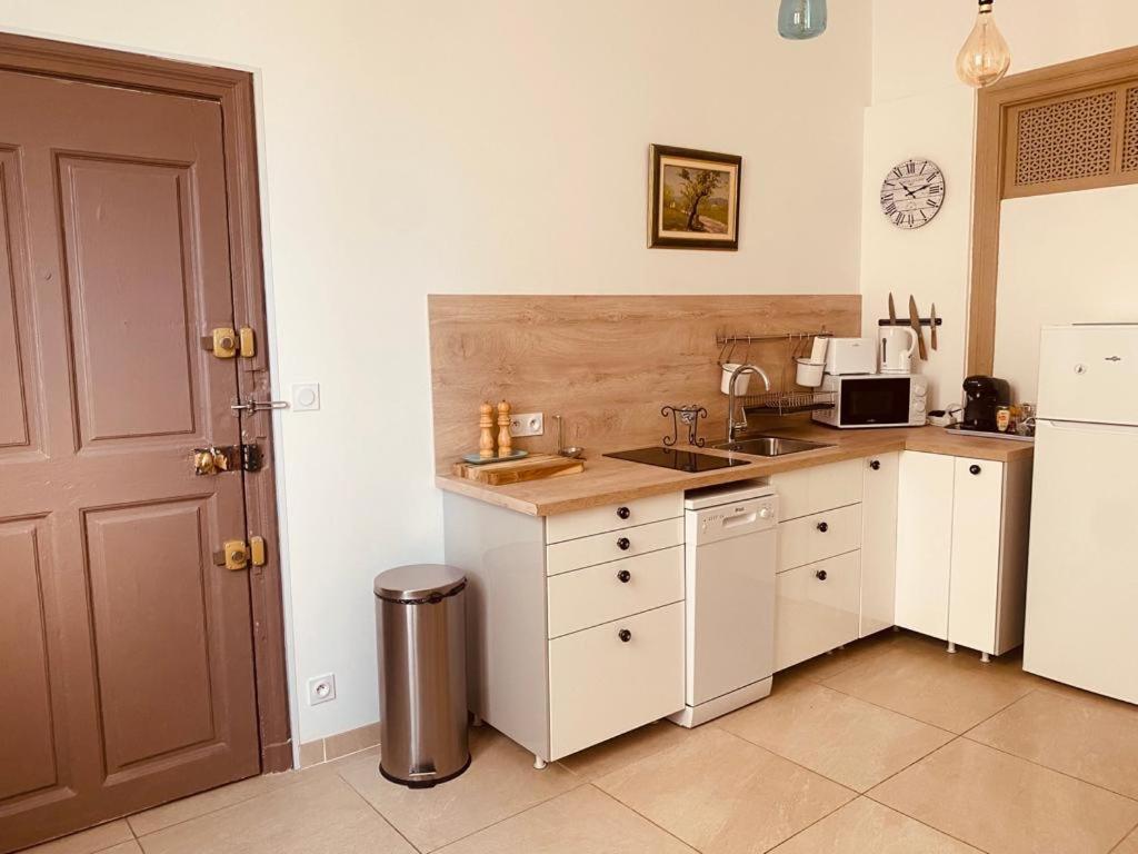 Appartement De Charme อาวีญง ภายนอก รูปภาพ